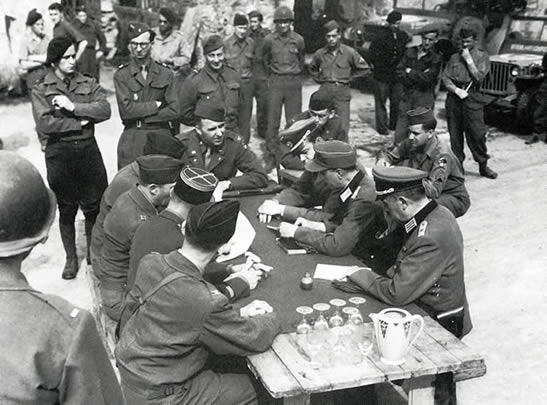 76 Signature de la capitulation allemande à Cordemais, le 8 mai 1945